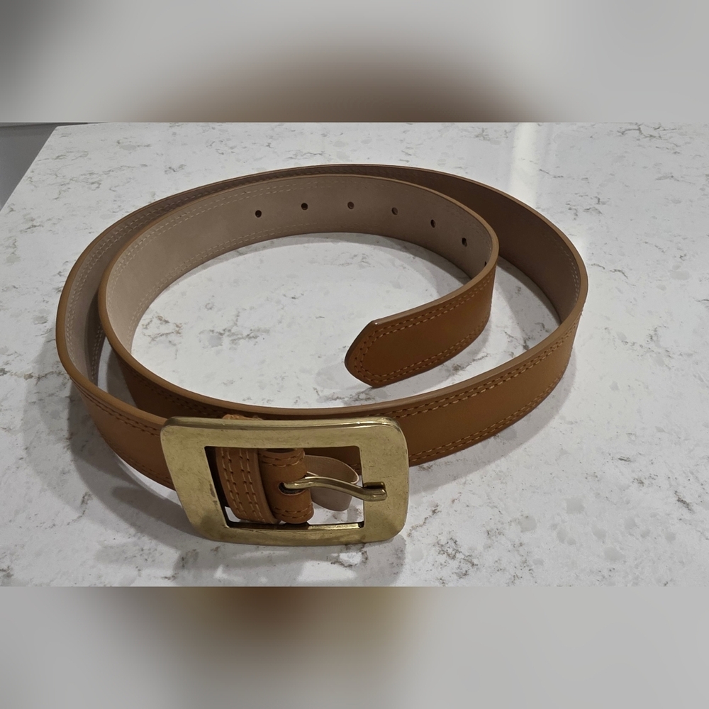 Source Unknown Tan Belt with Gold Buckle